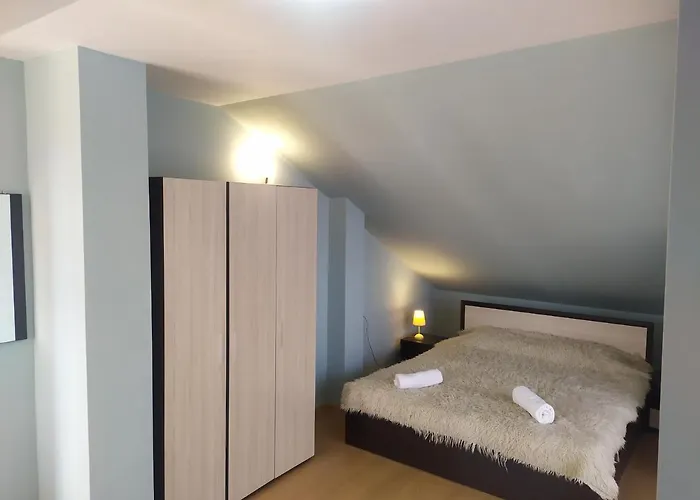 Mountain Sunrise Апартамент Банско